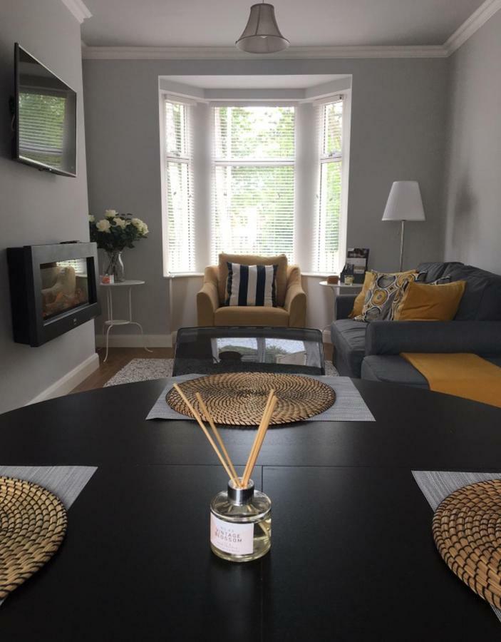 Villa Grange House à Omagh Extérieur photo